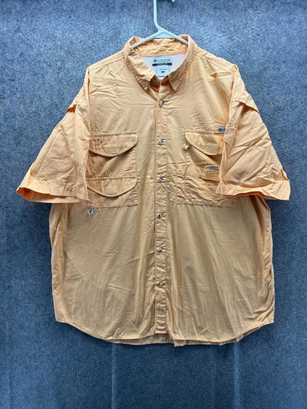Columbia Shirt Men XL Orange Solid Short Sleeve Button Up Fishing Pockets Casual